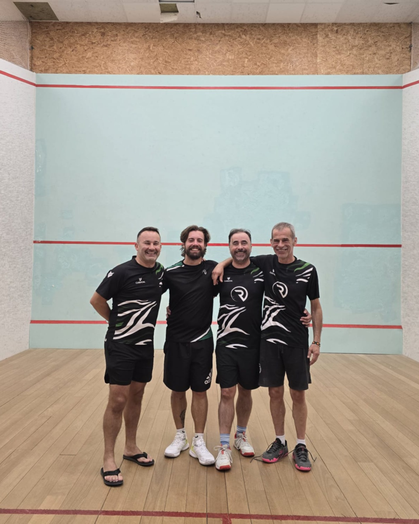 Guilherme Prata, Américo Soares, Marco Prata e Rogério Rocha no campo de squash do Arena Coimbra First Shot